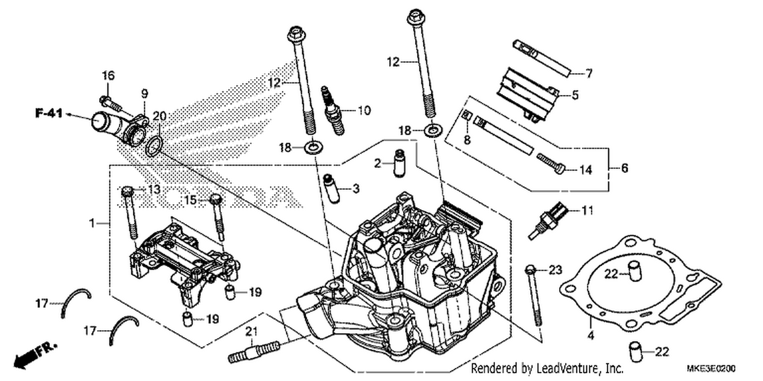  CYLINDER HEAD