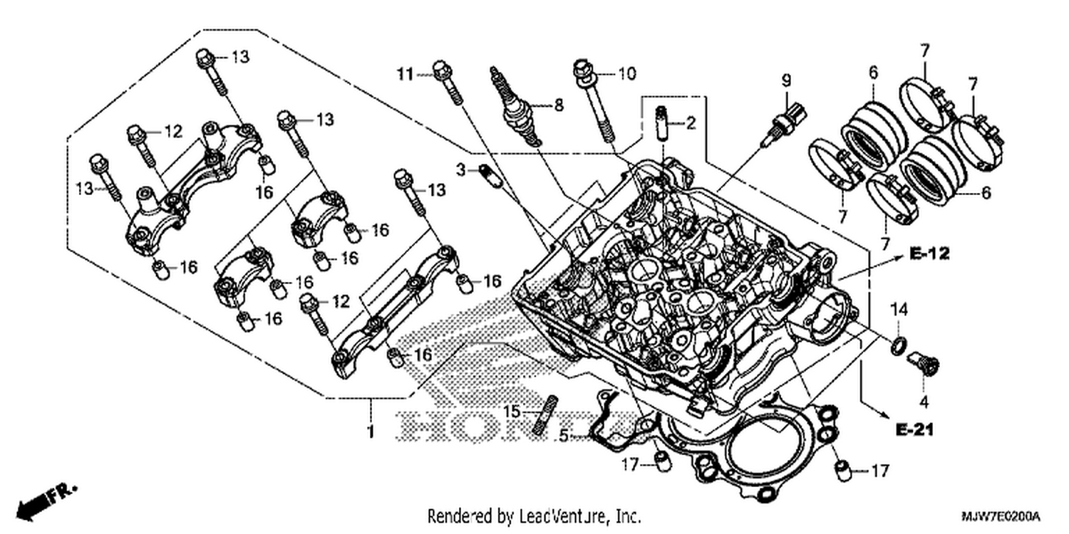  CYLINDER HEAD