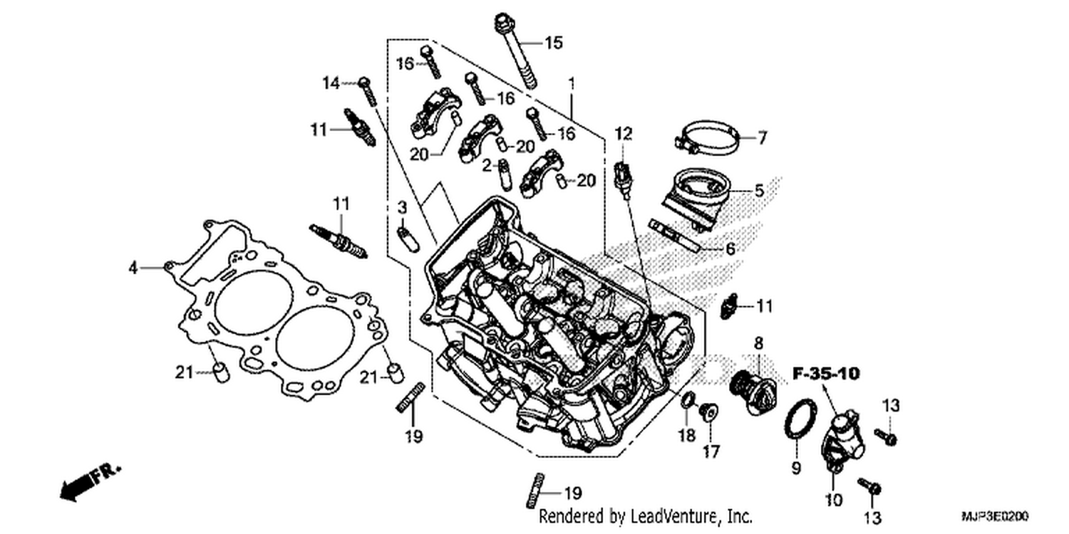  CYLINDER HEAD