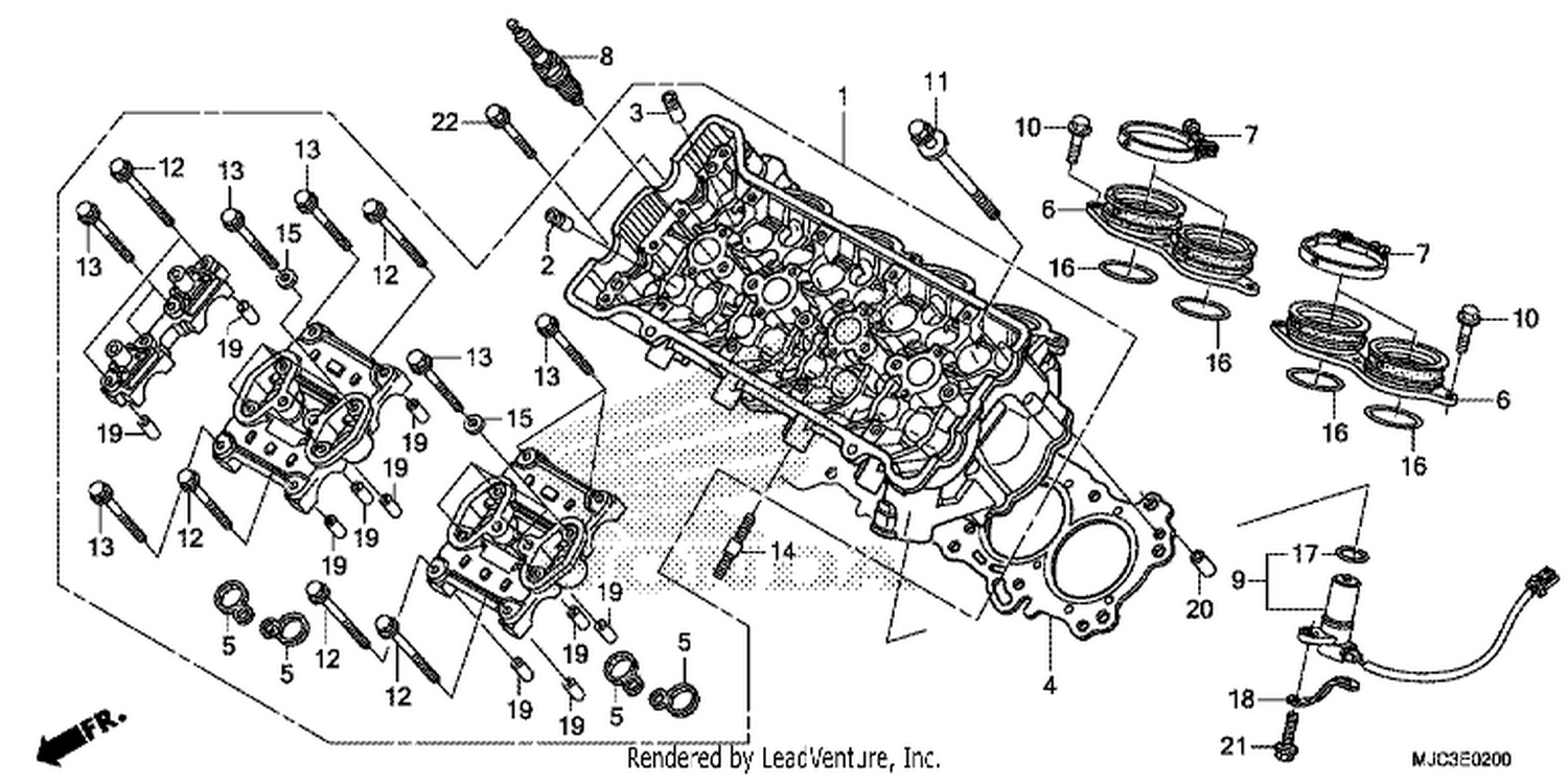  CYLINDER HEAD
