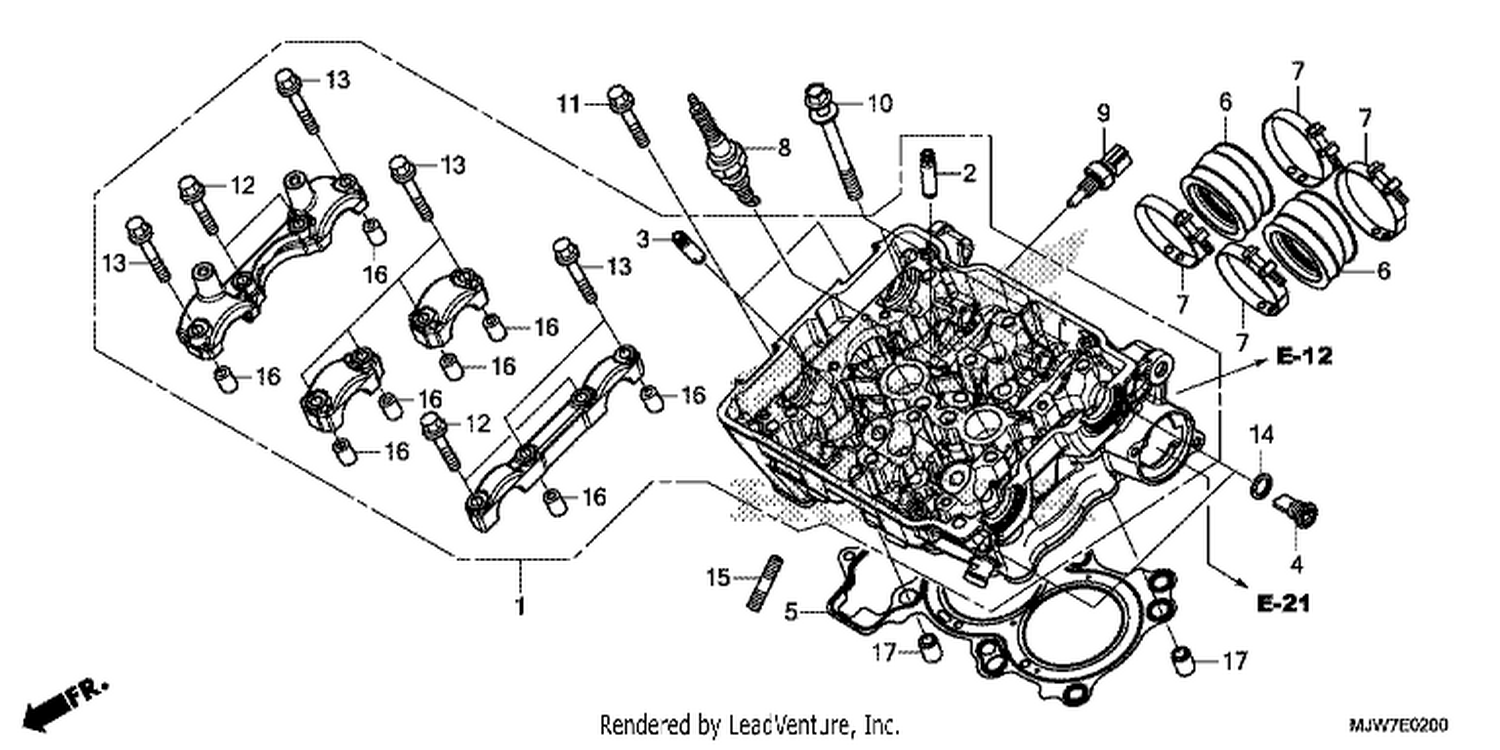  CYLINDER HEAD