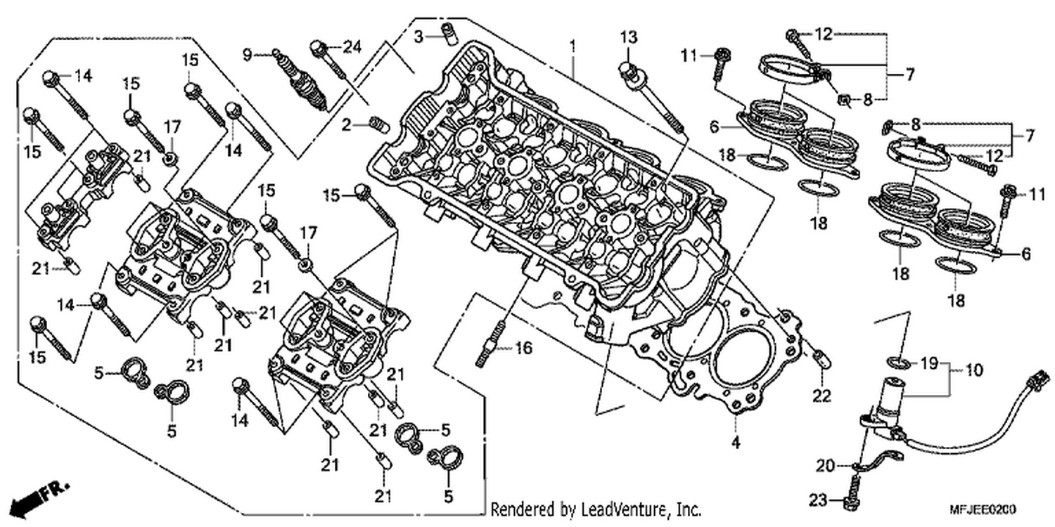  CYLINDER HEAD